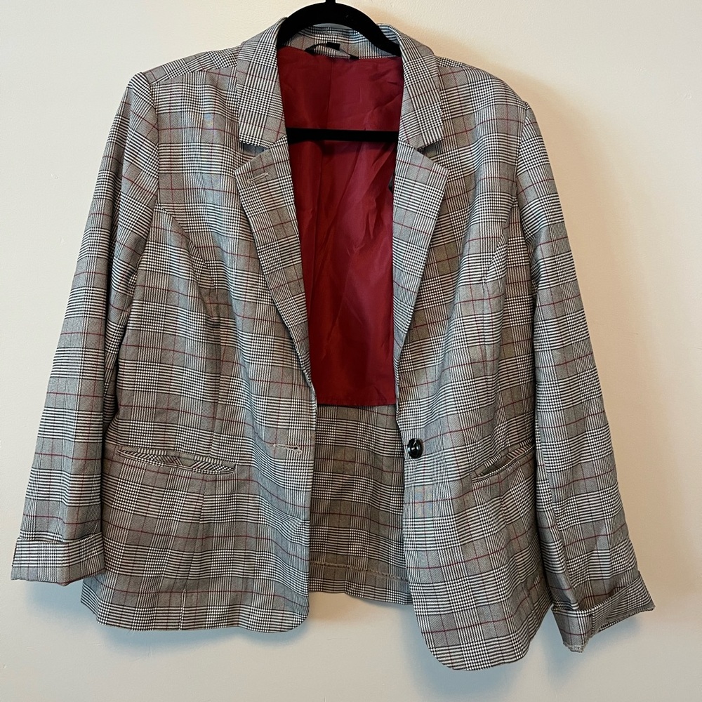 Plaid women’s blazer